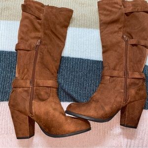 Est. 1946 Chestnut Brown Boots